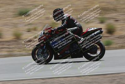 media/Apr-20-2025-AHRMA (Sun) [[393a79c373]]/Race/Group 8/Turn 4b/